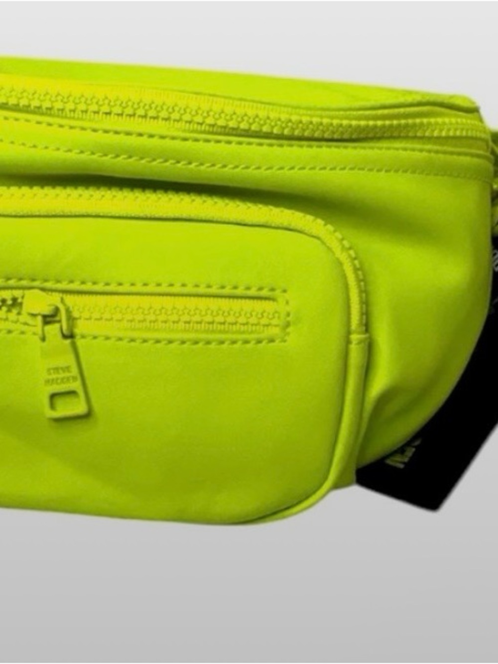 Steve Madden BLively Neon Yellow Convertible Belt Bag NWT - Picture 3 of 12